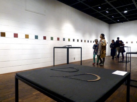Exposição do protótipo "Tsugaru Nuri" em Hirosaki - mostra as obras de três jovens artesãos