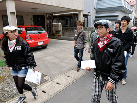 Acara "Machiaruki" di Hirosaki-Berjalan rute yang dirancang oleh pelajar Universiti Hirosaki