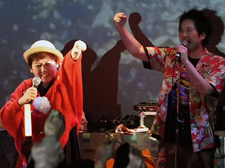 Pop culture music event Beat Mario mothers appear in Hirosaki