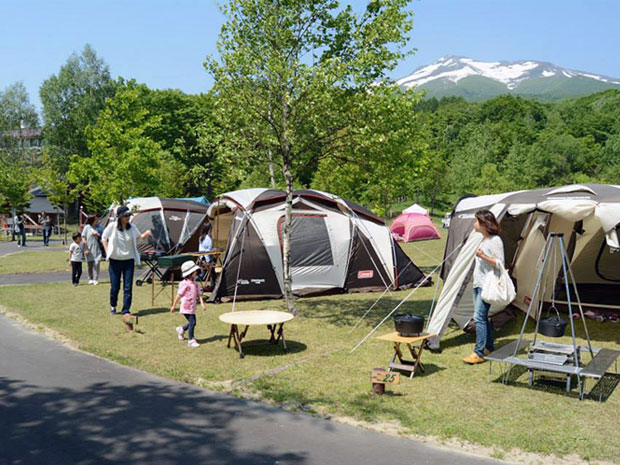 Hirosaki's largest outdoor festival camping equipment lottery in Hirosaki