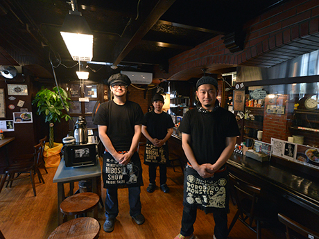A loja especializada "Niboshi Kessha" da Hirosaki Tsukemen foi inaugurada em um prédio de propriedade cultural registrado nacionalmente