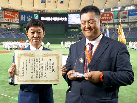 Đội bóng chày dành cho người lớn của Hirosaki, Hirosaki Reds do Bộ trưởng Bộ Nội vụ và Truyền thông đánh giá các hoạt động khu vực