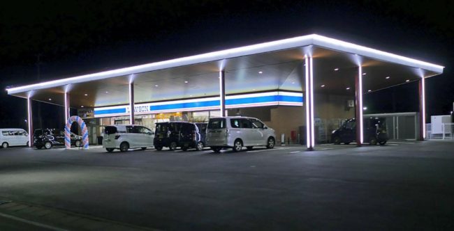 弘前/片堅田新的勞森商店日本第一家有蓋停車場商店“豪華”