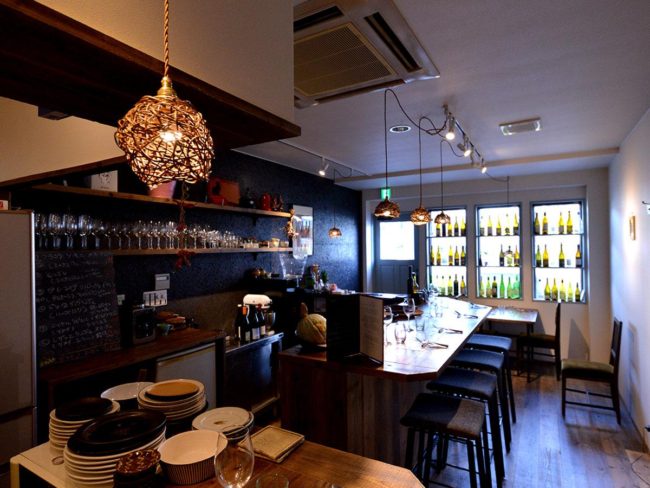 Natural wine shop near Hirosaki Park French proposal focusing on local ingredients