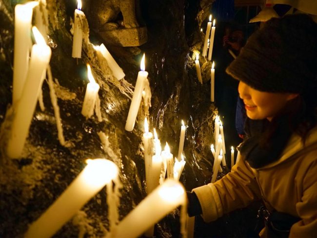 450-летний фестиваль свечей в Хиросаки