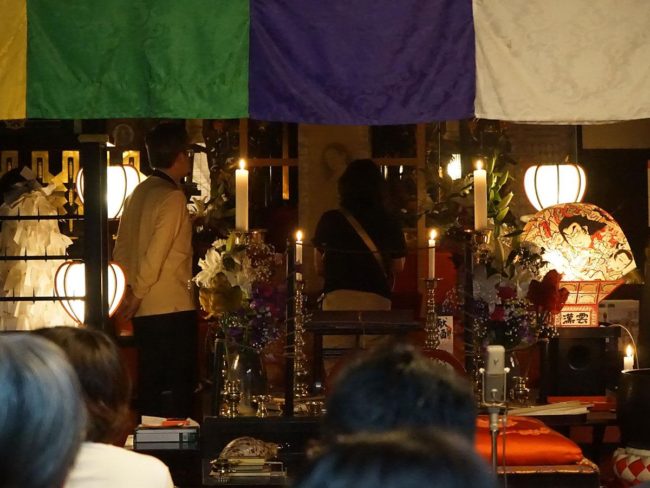 «Призрачная картина» выпущена на один день только в храме в Хиросаки.