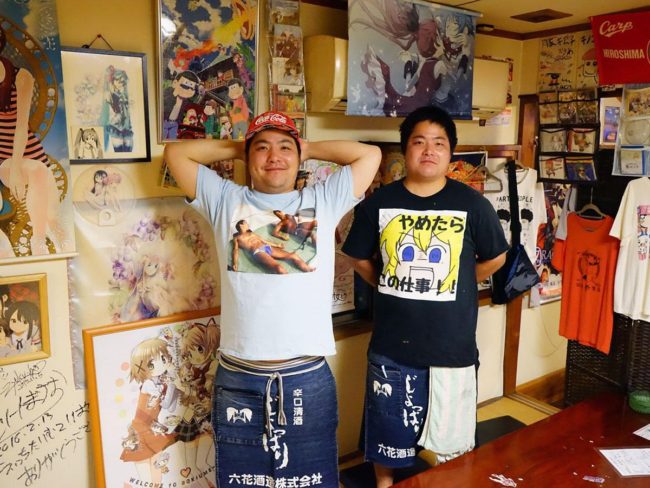 Ang Hirosaki na "Masakit" Izakaya "Mikunike" Ika-7 Anibersaryo ng Anime Goods Palamutihan
