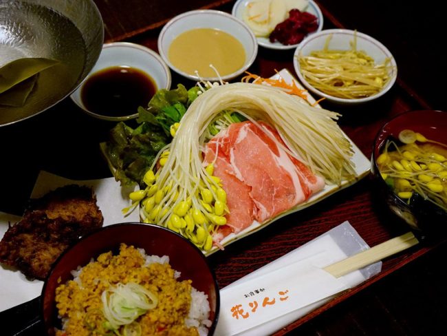 Aomori "Owani Onsen Moyashi Shabu-Shabu Gozen" पहली वर्षगांठ है निर्माता के खाने के लिए अनुशंसित तरीका क्या है?