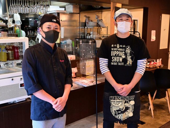 Projeto de colaboração "Eu levei o novo fechamento corona na direção errada" em um restaurante em Hirosaki