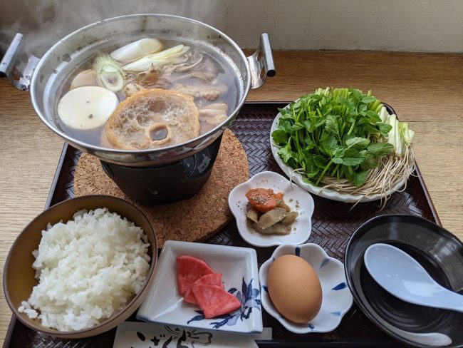 "Seri Nabe" is now on sale at a restaurant in Hirosaki. Use auctions from Itchoda