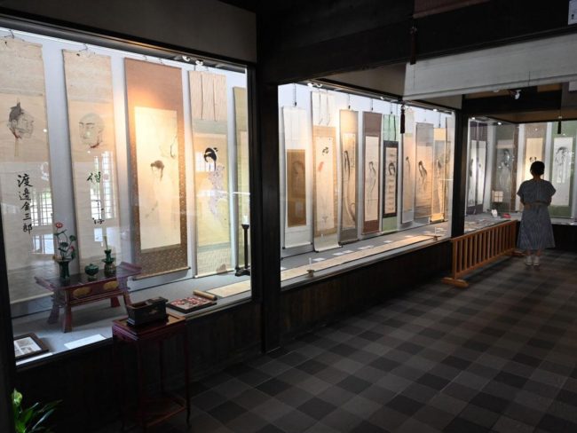 "Выставка Юрей" в галерее Хиросаки "Темы с привидениями и ёкаями"