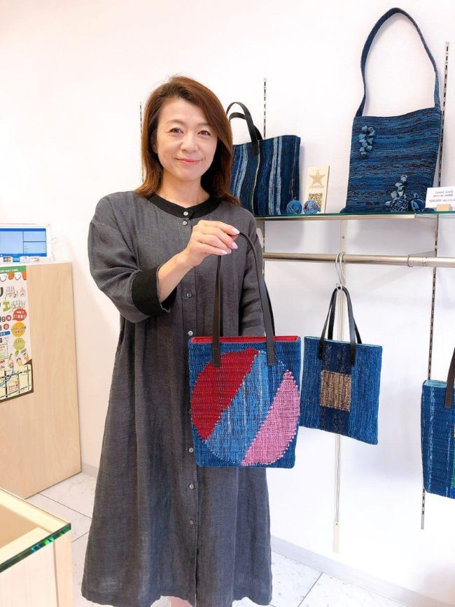 حقيبة تعاون Aomori Ai و Nambu Sakiori إصدار جديد من الألوان الزاهية