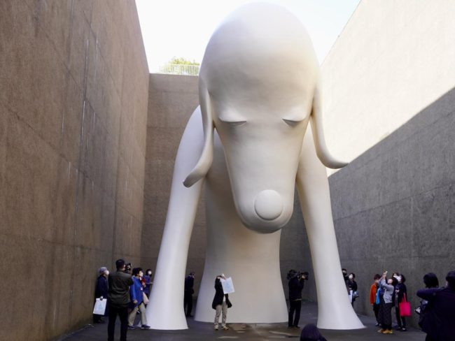 Ремейк «Собаки Аомори» в Художественном музее Аомори впервые с момента его открытия за 17 лет