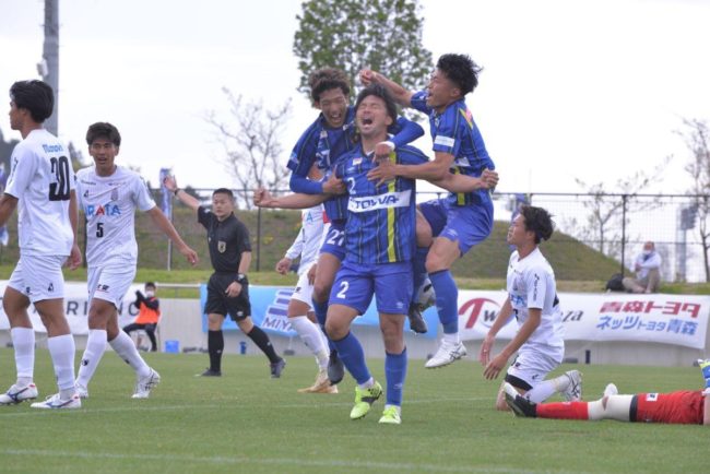 "Rheinmail Aomori" memenangi perlawanan pembukaan tempat sendiri dan menjaringkan gol sejurus sebelum tamat permainan