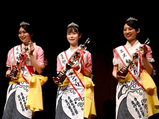 Aomori "Miss Nebuta Grand Prix" ngayong taon para sa mga mag-aaral sa kolehiyo na naninirahan sa Tokyo