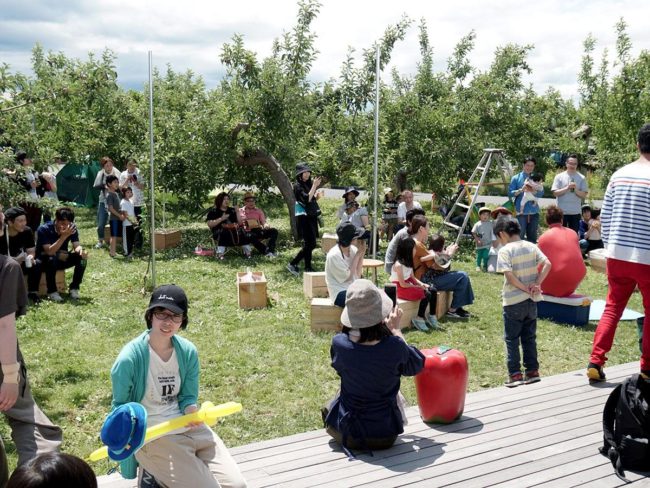 Evento do clube no pomar de maçãs de Hirosaki Cidra e saquê pela primeira vez em 4 anos