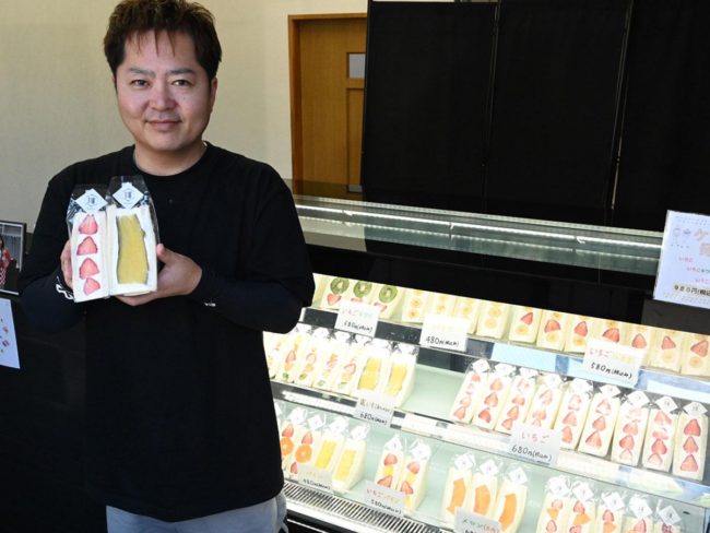 從青森市搬遷到弘前大學前的水果三明治專賣店“Mato”